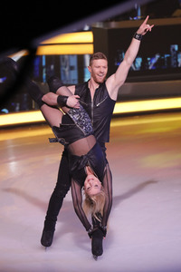 Halbfinale der TV Show 'Dancing on Ice' in Köln