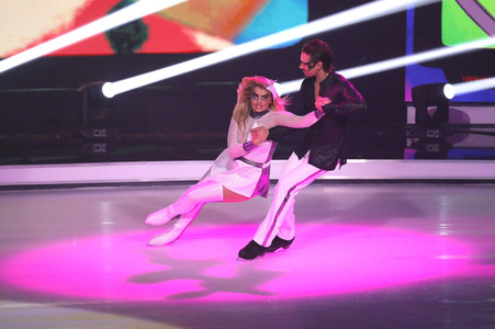 Halbfinale der TV Show 'Dancing on Ice' in Köln