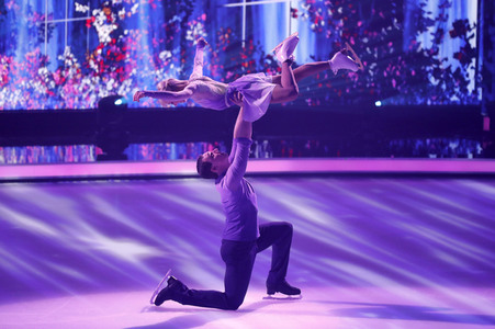 Halbfinale der TV Show 'Dancing on Ice' in Köln
