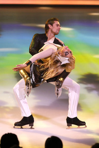 Halbfinale der TV Show 'Dancing on Ice' in Köln