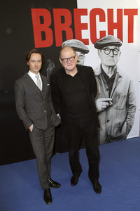 Photocall 'Brecht' in Hamburg