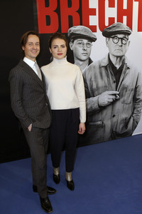 Photocall 'Brecht' in Hamburg