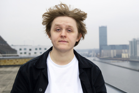 Pressetermin mit Lewis Capaldi in Berlin