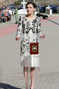 Flaggenzeremonie mit Königin Letizia in Paracuellos de Jarama