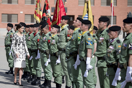 Flaggenzeremonie mit Königin Letizia in Paracuellos de Jarama
