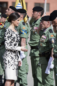Flaggenzeremonie mit Königin Letizia in Paracuellos de Jarama