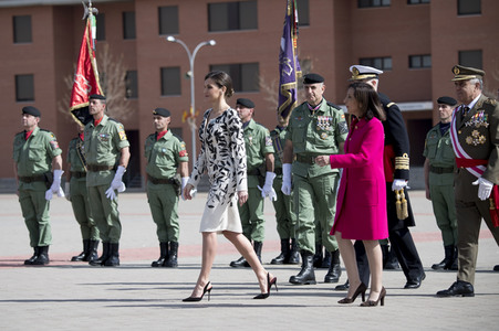 Flaggenzeremonie mit Königin Letizia in Paracuellos de Jarama