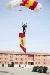 Flaggenzeremonie mit Königin Letizia in Paracuellos de Jarama
