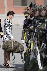 Flaggenzeremonie mit Königin Letizia in Paracuellos de Jarama
