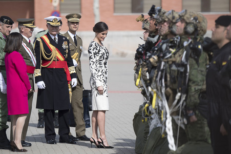 Flaggenzeremonie mit Königin Letizia in Paracuellos de Jarama