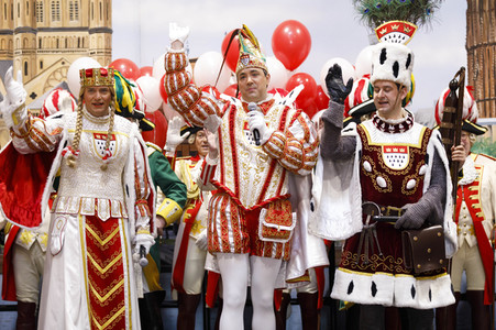 Richtfest für den Rosenmontagszug 2019 in Köln