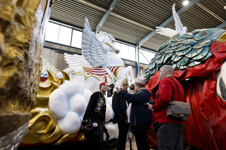 Richtfest für den Rosenmontagszug 2019 in Köln