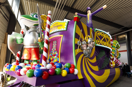 Richtfest für den Rosenmontagszug 2019 in Köln