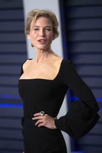 Vanity Fair Oscar Party 2019 in Beverly Hills