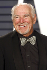 Vanity Fair Oscar Party 2019 in Beverly Hills