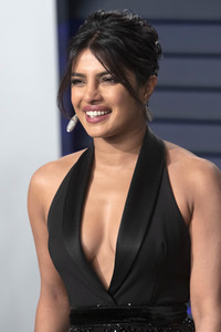 Vanity Fair Oscar Party 2019 in Beverly Hills