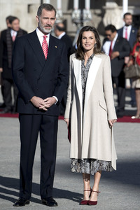 Begrüßungszeremonie für Präsident Vizcarra in Madrid