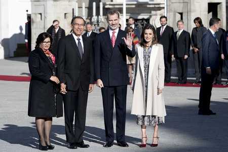 Begrüßungszeremonie für Präsident Vizcarra in Madrid