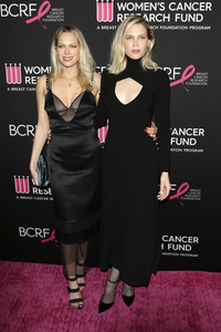 Benefiz-Gala 'The Women's Cancer Research Fund's An Unforgettable Evening' in Beverly Hills