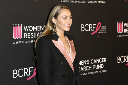 Benefiz-Gala 'The Women's Cancer Research Fund's An Unforgettable Evening' in Beverly Hills