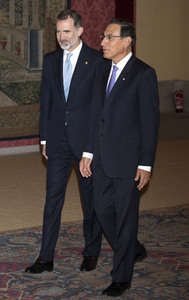 Empfang von Präsident Vizcarra zu Ehren der spanischen Royals in Madrid