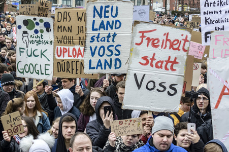 Demonstration gegen EU-Urheberrechtsreform in Berlin