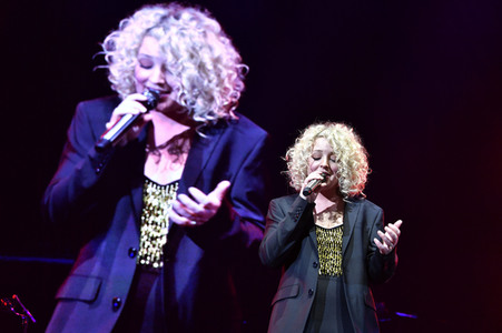 Konzert von Cam in Berlin