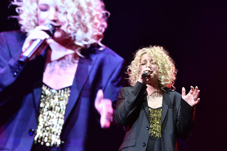 Konzert von Cam in Berlin