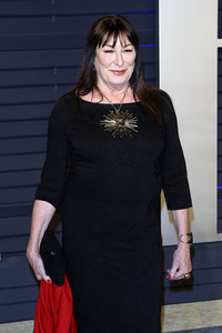 Vanity Fair Oscar Party 2019 in Beverly Hills