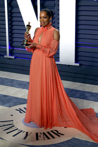 Vanity Fair Oscar Party 2019 in Beverly Hills