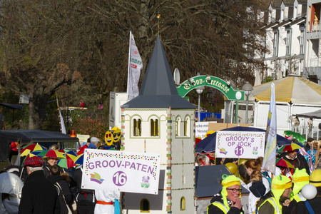 Veilchendienstagszug in Köln