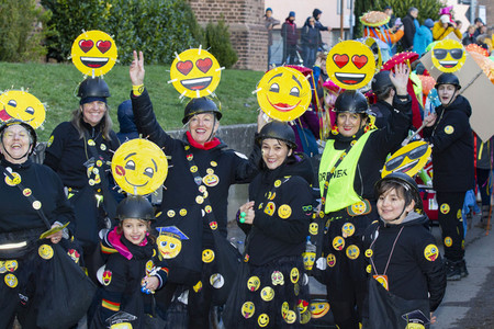 Veilchendienstagszug in Köln