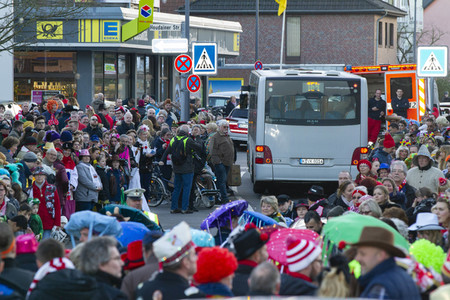 Veilchendienstagszug in Köln