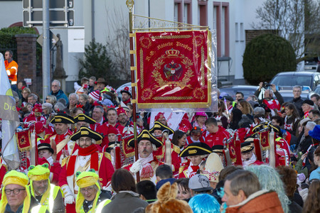 Veilchendienstagszug in Köln