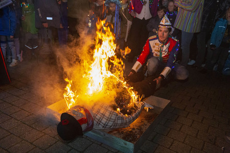 Veilchendienstagszug in Köln
