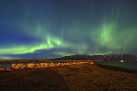 Polarlichter bei Reykjavik