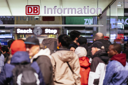 Symbolfoto Zugausfälle