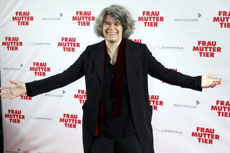 Filmpremiere 'Frau Mutter Tier' in München