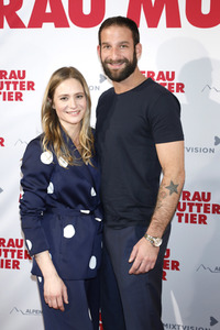 Filmpremiere 'Frau Mutter Tier' in München