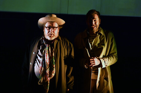 Theaterprobe 'Monsieur Pierre geht online' in Berlin