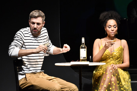 Theaterprobe 'Monsieur Pierre geht online' in Berlin