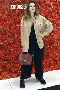 Modepräsentation 'Kendall + Kylie' in Köln