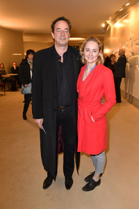 Theaterpremiere 'Monsieur Pierre geht online' in Berlin