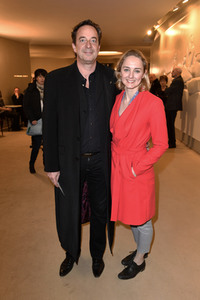 Theaterpremiere 'Monsieur Pierre geht online' in Berlin