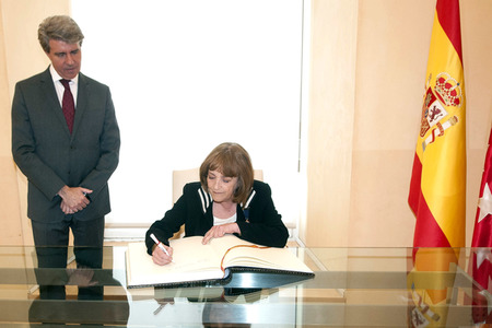 Verleihung der Medalla Internacional de las Artes an Carmen Maura in Madrid