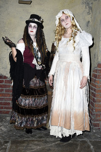 Show-Premiere von 'Seance - Spürst du sie auch?' in Berlin