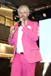 Autogrammstunde mit Ross Antony in Berlin