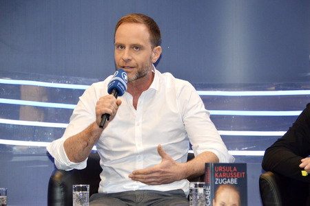 Julian Weigend und Rolf Becker auf der Leipziger Buchmesse 2019