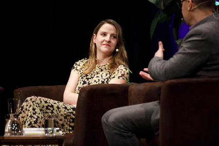 Marion Brasch und Helene Hegemann auf der lit.cologne 2019 in Köln