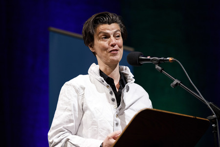 Maryam Zaree, Lena Gorelik und Carolin Emcke auf der lit.cologne 2019 in Köln